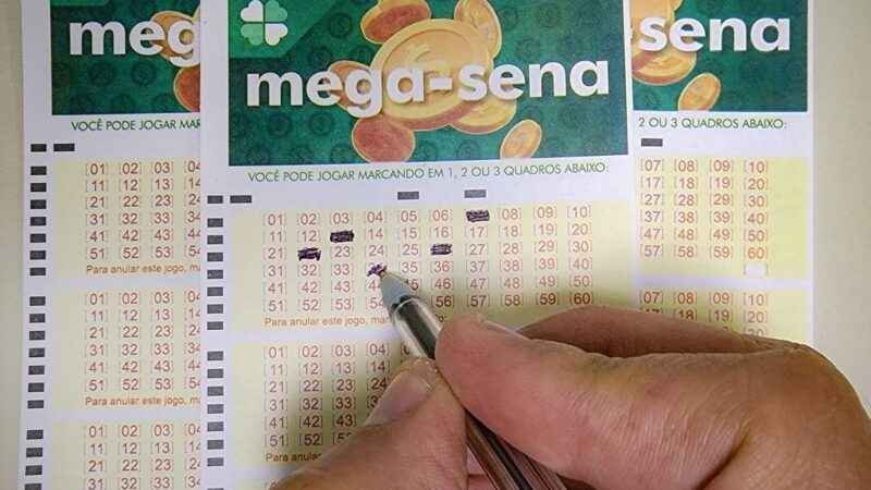Moradores de Cáceres fazem bolão e faturam R$ 45 mil em sorteio da Mega Sena