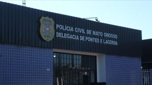 Família é feita refém e dois veículos são roubados em Pontes e Lacerda
