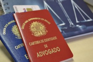 Bacharel em Direito é suspeito de se passar por advogado durante atendimento em Indiavaí